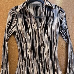 New - no tags APT 9 stretch blouse